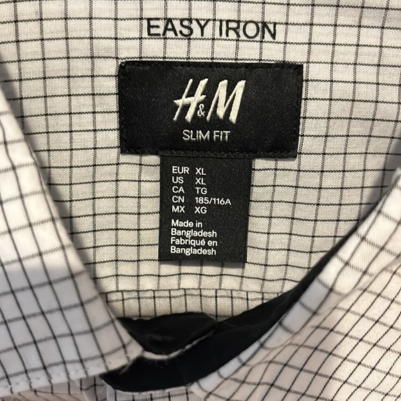 XL Slim Fit H&M Dress Button Down Shirt - Picture 2 of 3